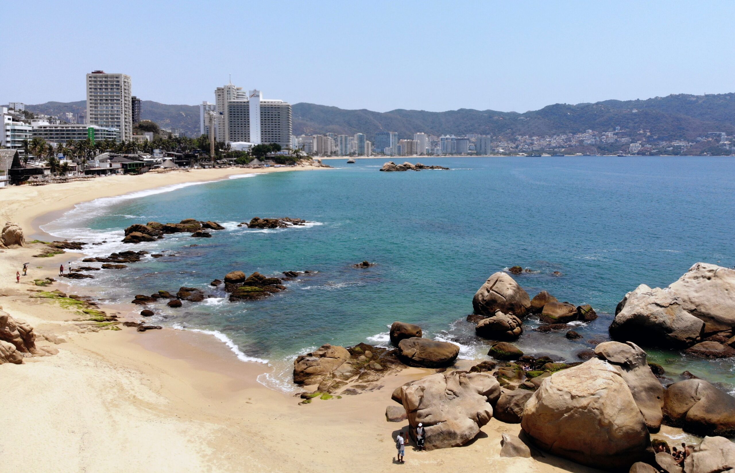 ¿Año nuevo en la playa? ¡Este año no! Cierran playas de Acapulco para evitar contagios de Covid-19