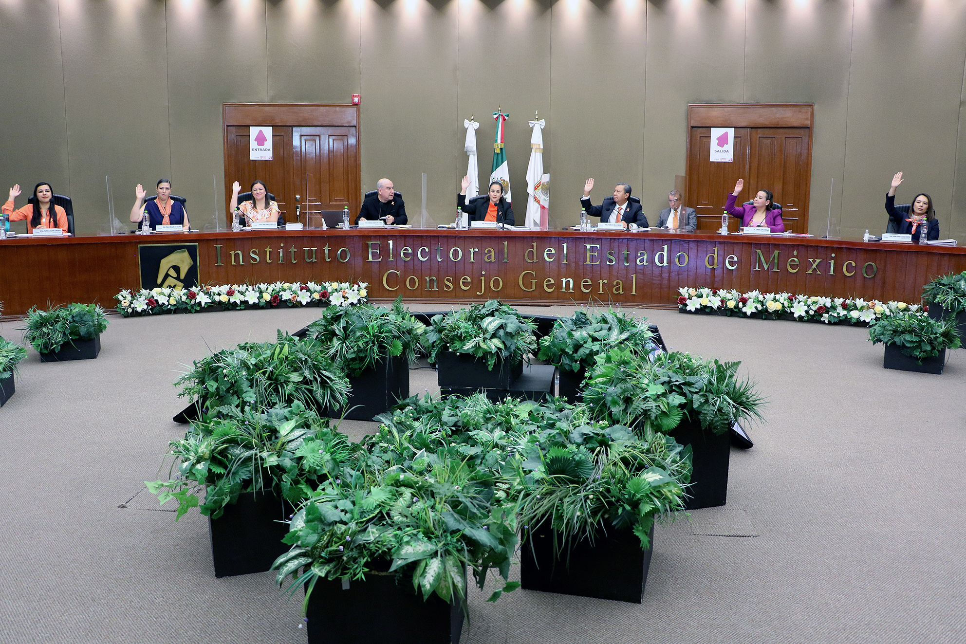 Aprueba Consejo General del IEEM tres aspirantes a candidaturas independientes para presidencias municipales