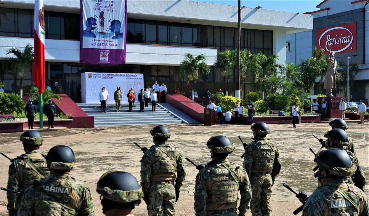 Autoridades Municipales y Militares Conmemoran 110 Aniversario del Inicio de la Revolución Mexicana