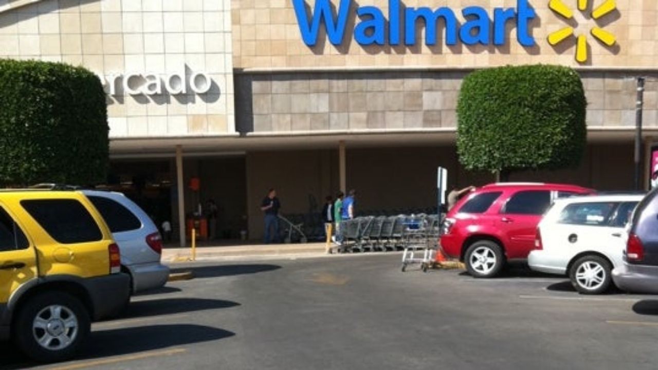 Balacera en Walmart de Azcapotzalco deja al menos un herido y un detenido