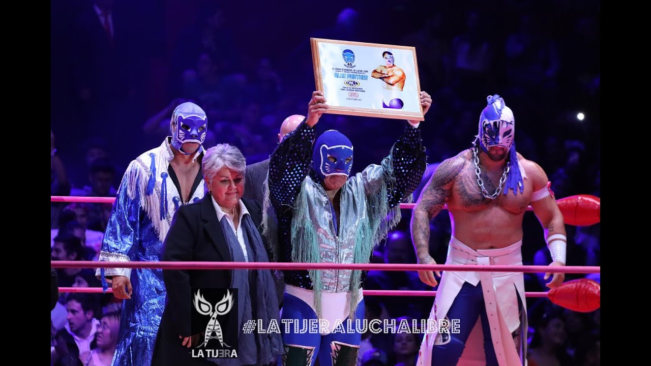 Blue Panther colecciona prestigiados trofeos luchísticos