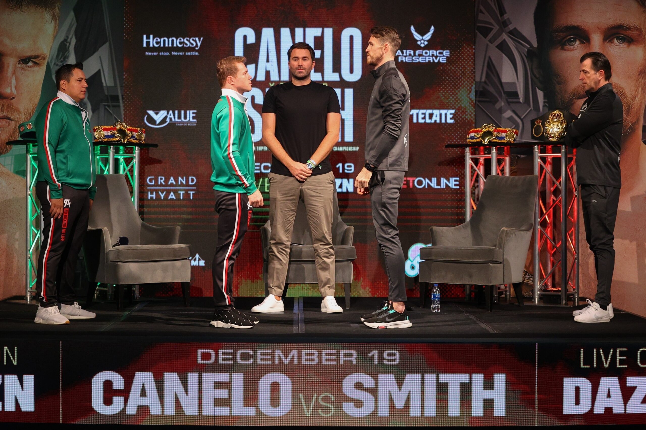 "Canelo" reaparece contra Smith en una de las peleas más esperadas del año