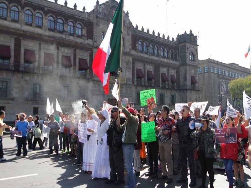 Capitalinos externan con marcha su apoyo a López Obrador