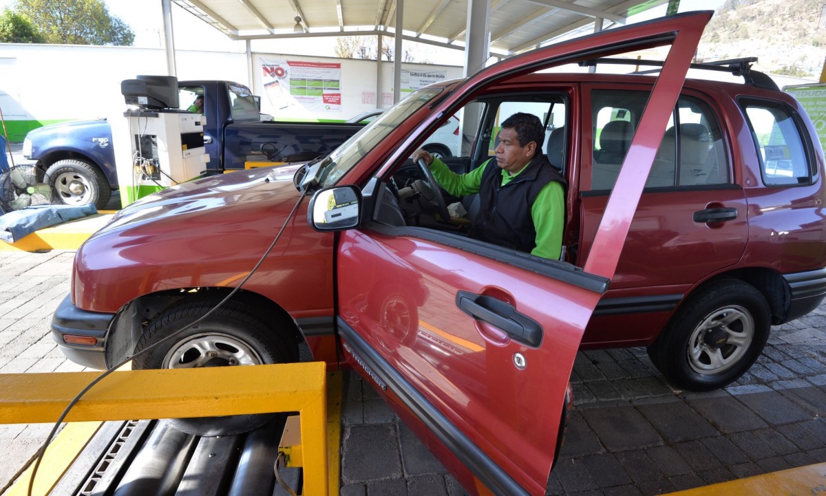 Checa aquí qué automóviles podrán circular tras cierre de verificentros en Edomex