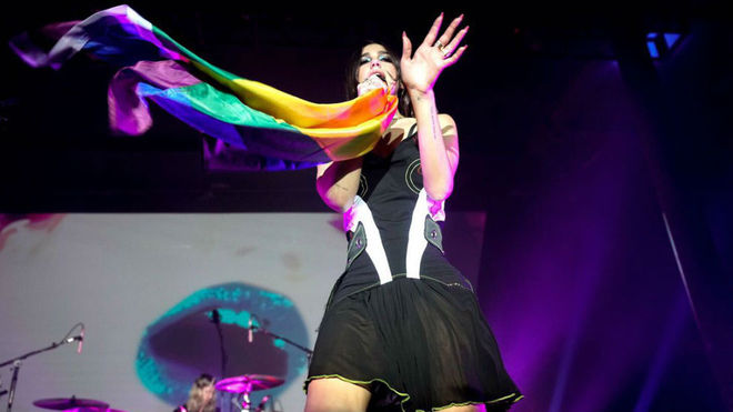 China borra grabaciones donde fans LGBTI son expulsados del show de Dua Lipa