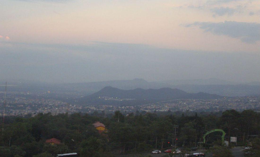 Cielo parcialmente nublado y sin lluvias en el Valle de México