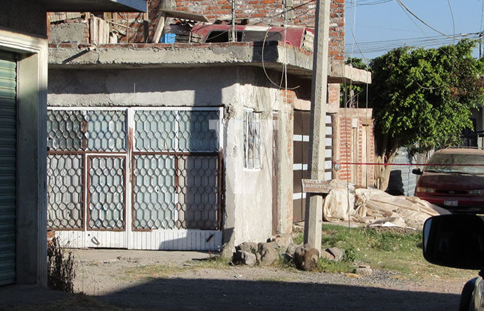 Delincuentes balean vivienda en la colonia Francisco J. Múgica, en Zamora