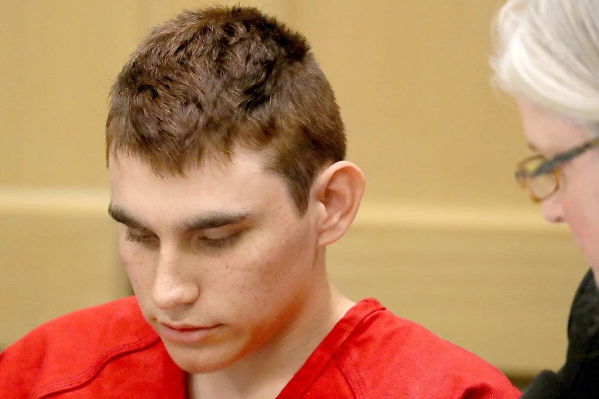 El atacante de Parkland escuchaba "demonios" que le ordenaban "quemar, matar y destruir"