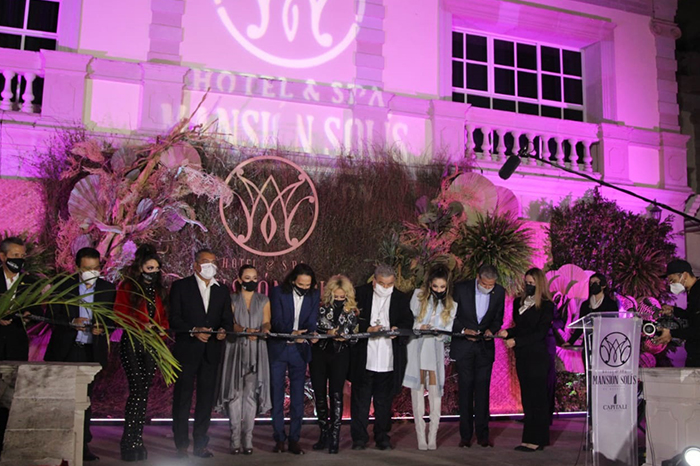 El Buki abre las puertas de su casa: inaugura lujoso hotel en Morelia