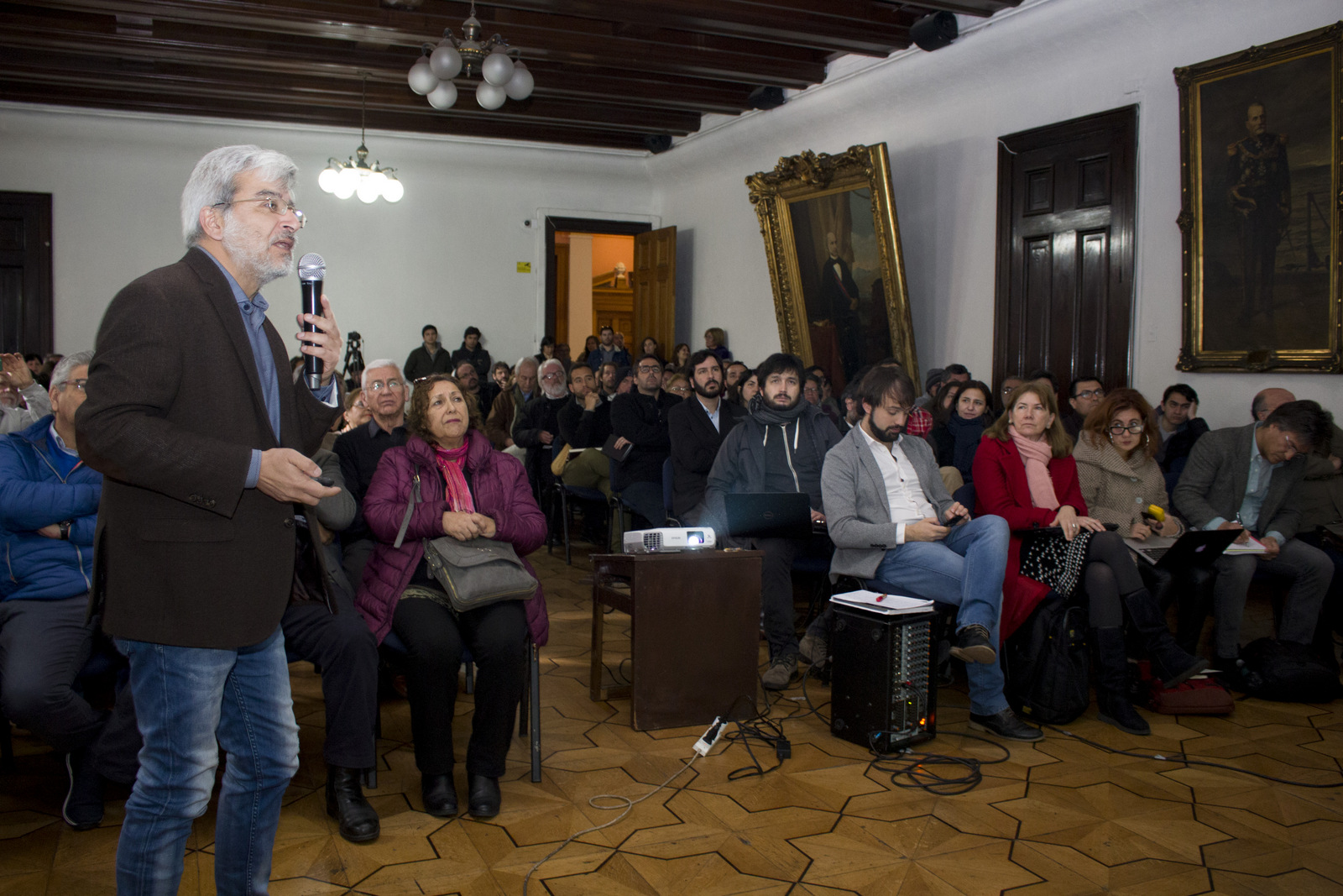 En encuentros participativos, la ciudadanía discute posibles usos del “paño Barón” en Valparaíso