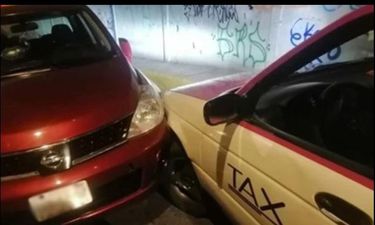 Enfurecido porque no lo dejó pasar por calle estrecha, automovilista mata a golpes a taxista en la CDMX