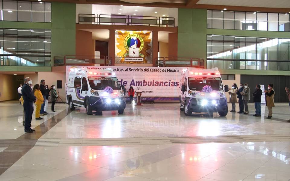 Entrega SMSEM ambulancias para fortalecer atención médica al magisterio