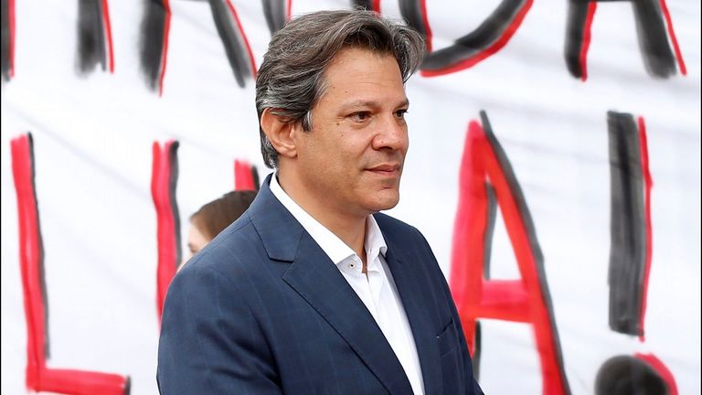 Fernando Haddad descarta indulto para Lula da Silva