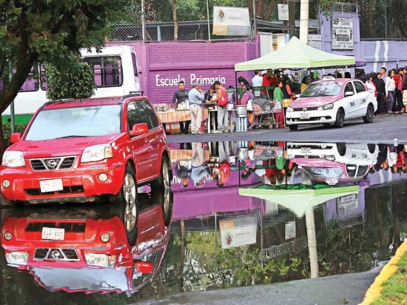 Fraccionamiento inunda dos escuelas en Coyoacán