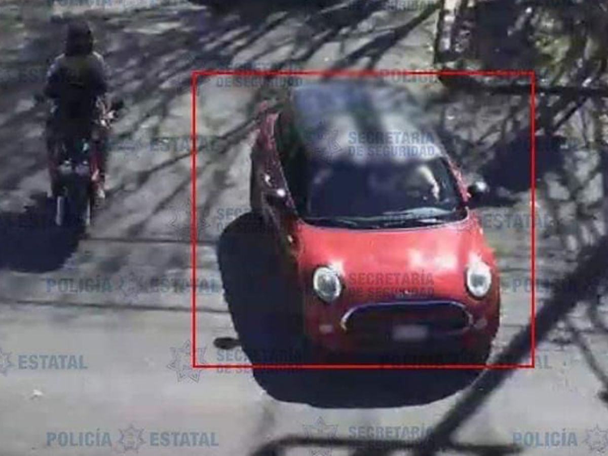 Graban a ladrones roban Mini Cooper en Tlalnepantla