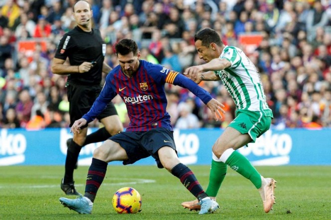 Guardado y el Betis arruinan el regreso de Messi