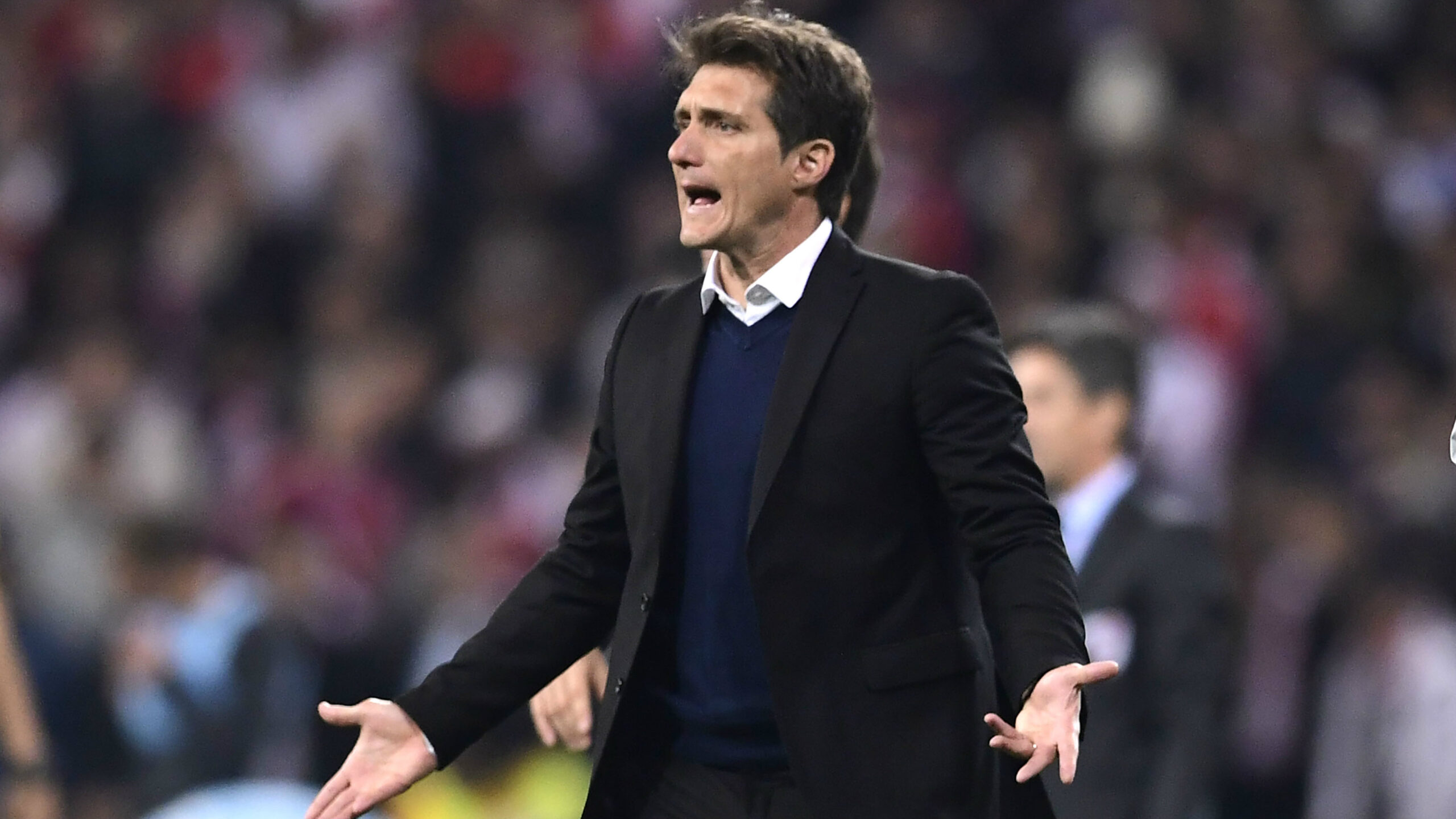 Guillermo Barros Schelotto será entrenador de los Dos Santos en la MLS