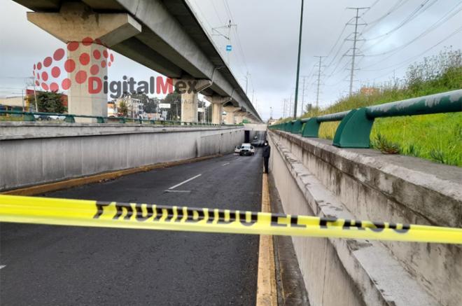 Hallan cadáver de sujeto probablemente atropellado en avenida las Torres en Toluca