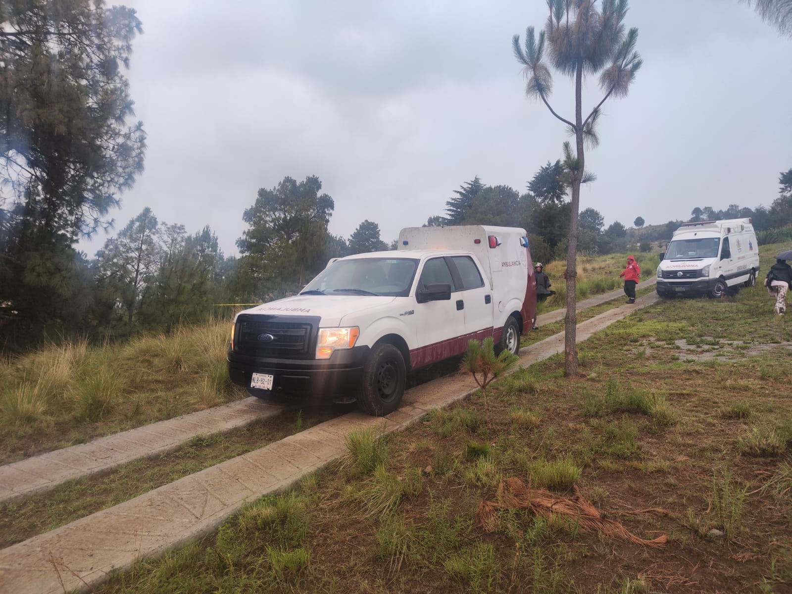 Hallan sin vida a chavita al fondo de una barranca, en Villa Victoria