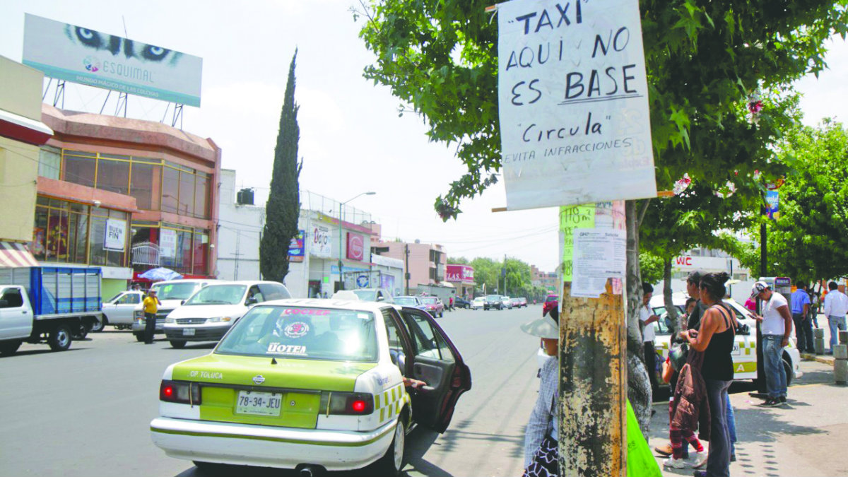 identifican-a-taxistas-piratas-en-toluca