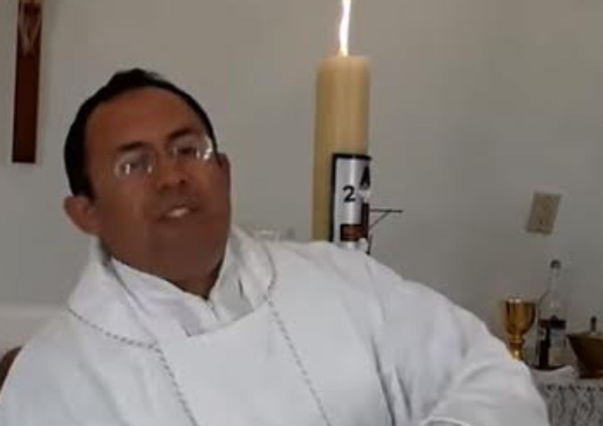 Iglesia inhabilita a sacerdote por anunciar el fin del mundo