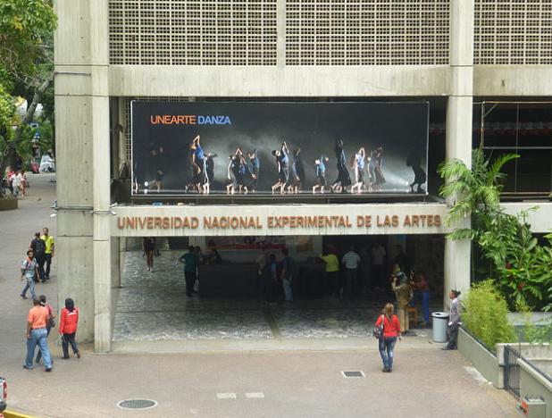 Instalada defensoría universitaria en la Unearte en Venezuela