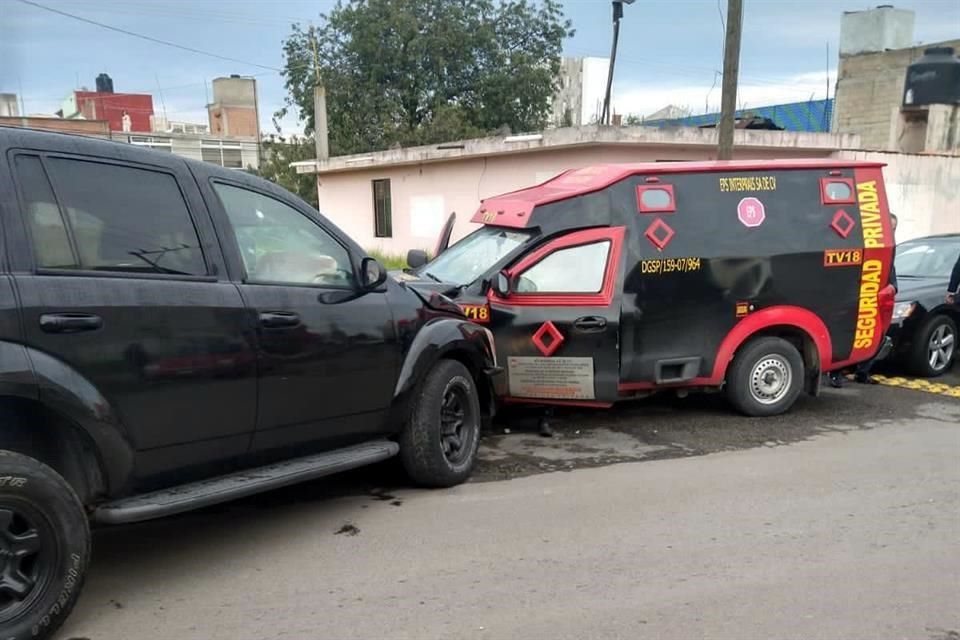 Intento de asalto a camioneta de valores deja dos custodios lesionados