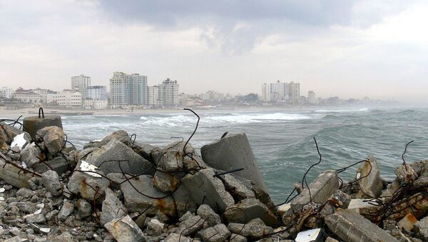 Israel reduce la zona de pesca en Gaza en represalia a manifestaciones en la frontera