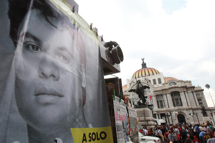 Juan Gabriel ‘vive’, a 30 años del revolucionario disco en el ‘sacro recinto’ de Bellas Artes