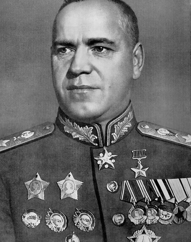 La Comandante la ruda de mil batallas |