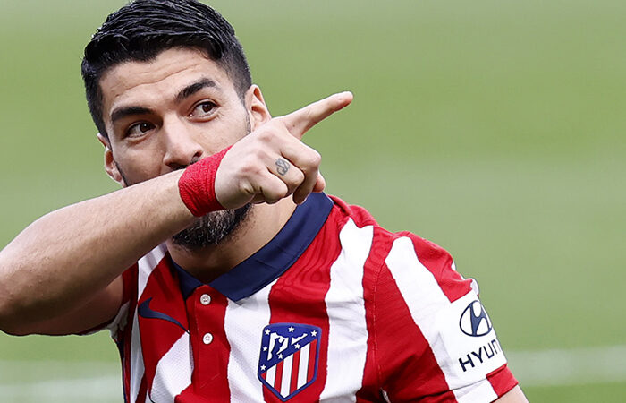 ¡Más líderes que nunca!  Con doblete de Suárez, Atlético Madrid golea 4-2 al Cádiz