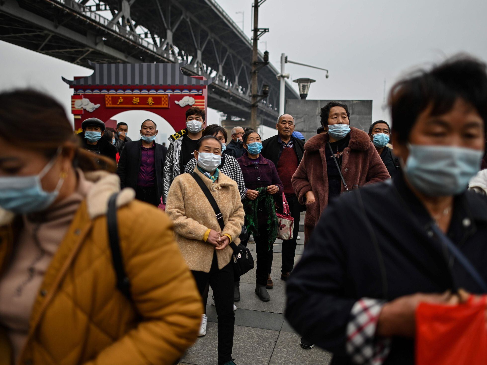 Mercado foco de la pandemia en Wuhan, China, sigue sin cambios