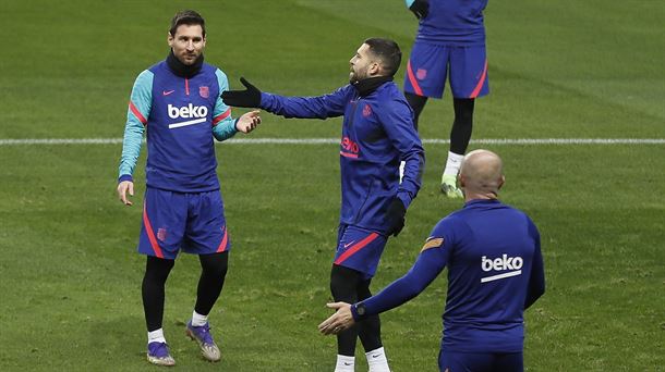 Messi participa en el entrenamiento, pero será duda hasta mañana