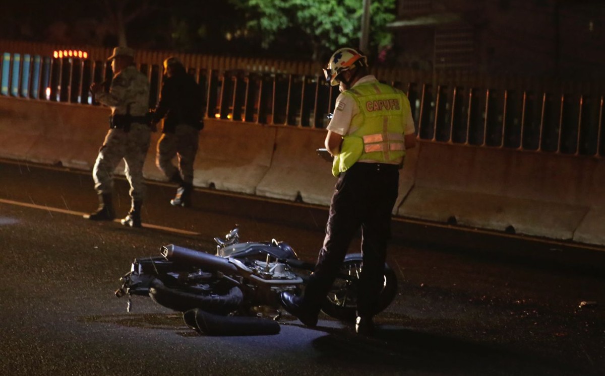 Muere arrollado un motociclista en la México-Puebla