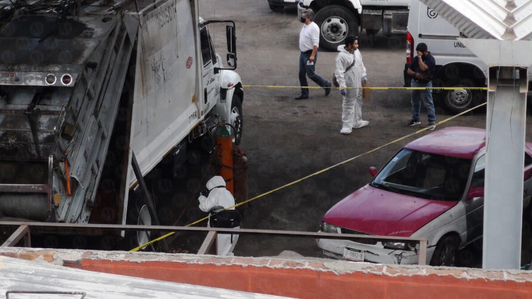 Muere trabajador de limpia prensado en vehículo en alcaldía Cuauhtémoc