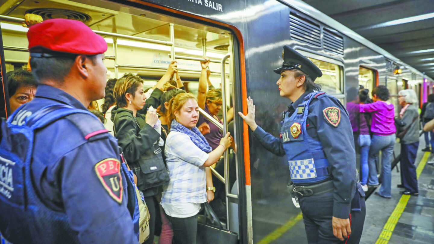 Mujeres solicitan asesoría contra acoso en transporte público en CDMX |
