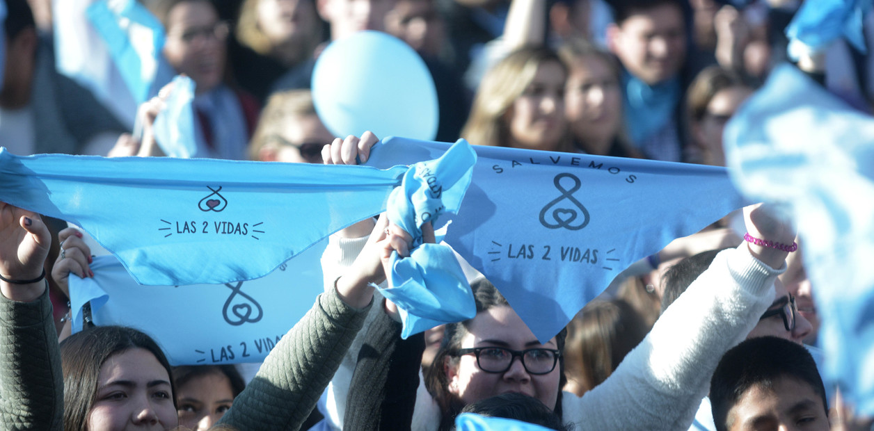 Nace en Argentina el Partido Celeste, primera fuerza política en contra del aborto y la eutanasia