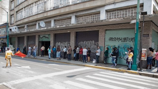 Negocios no esenciales cerrarán a las 17 horas en el Centro Histórico