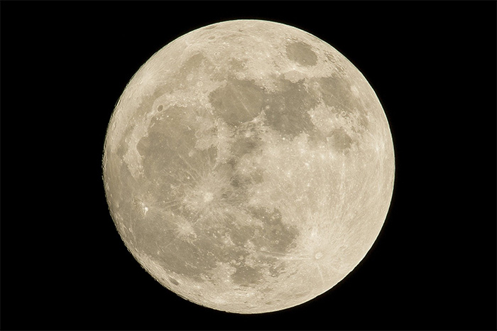 ¡No te pierdas la luna del hielo o del lobo! La última luna llena despide a 2020