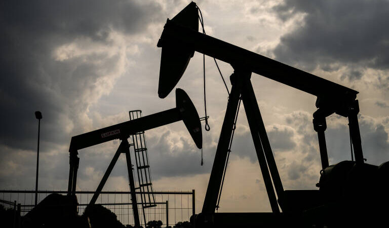OPEP revisa a la baja su previsión de la demanda global de petróleo