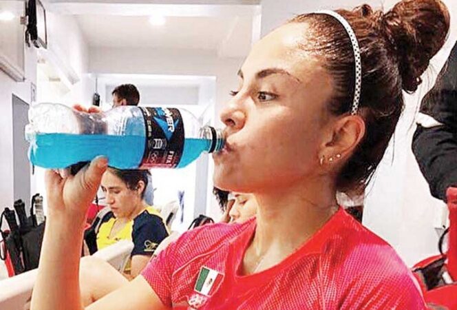 Paola Longoria se va con las manos vacías
