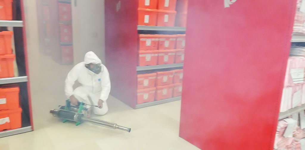 Para prevenir bacterias el Archivo General del Poder Judicial fumigó sus expedientes