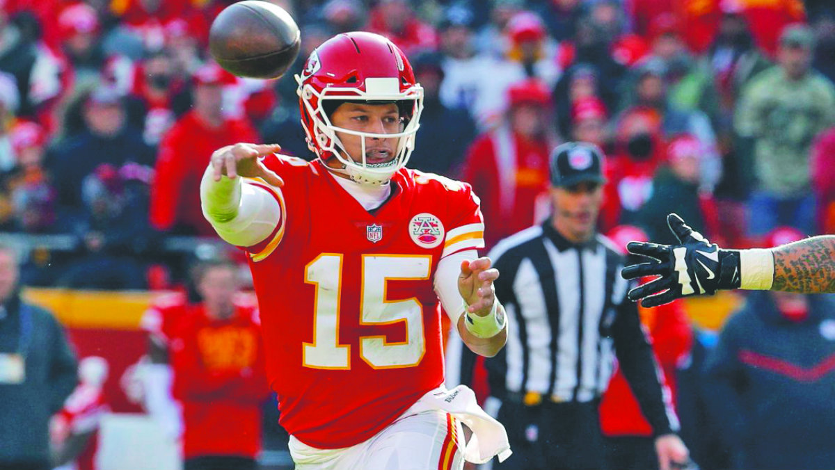 Patrick Mahomes no considera ser el sucesor de Tom Brady en la NFL