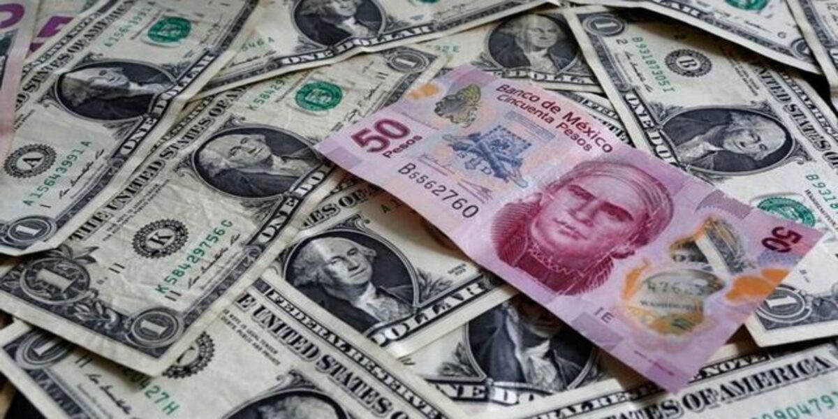 Peso gana terreno al dólar a niveles no vistos desde marzo