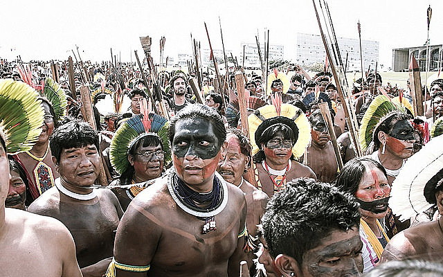 Pueblos indígenas a Bolsonaro: “No admitimos ser tratados como seres inferiores”