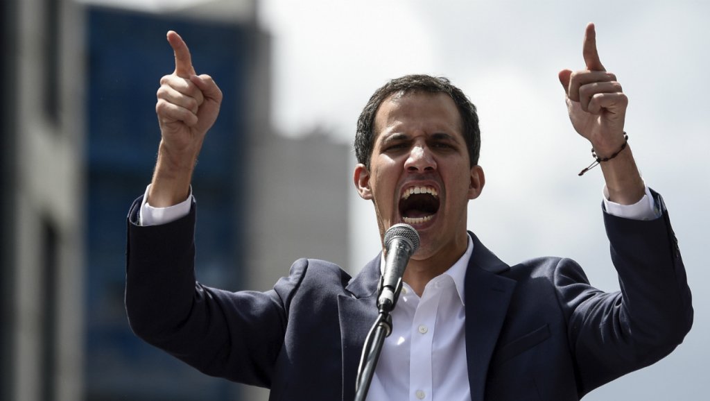 Reconocimiento de Piñera a Juan Guaidó y a nueva “embajadora” de Venezuela es llevado a Contraloría