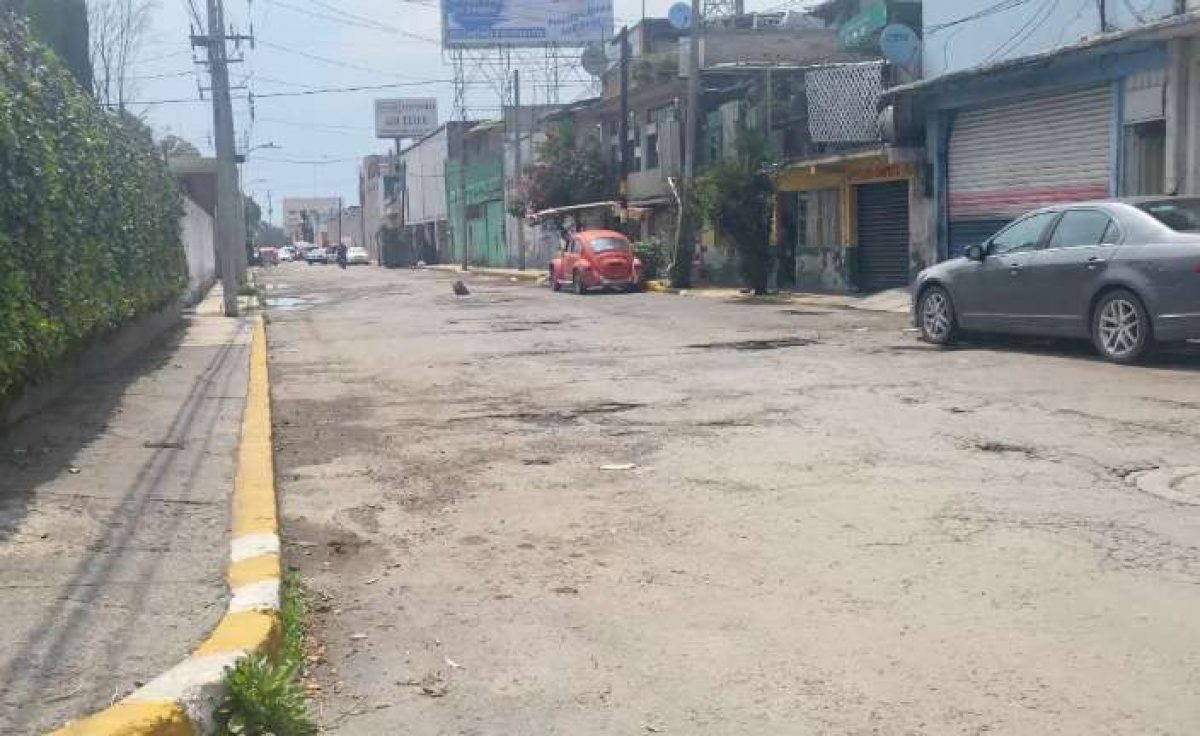 Reportan baches gigantes en el municipio de Coacalco