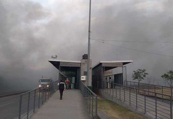 Reportan un incendio en los límites de Neza y Chimalhuacán