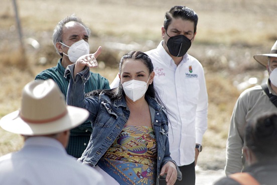 Responde Gabriela Gamboa a casi 4 mil metepequenses llevando agua potable