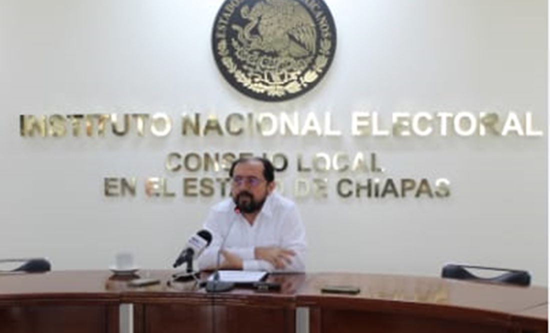 Retienen a tres empleados del INE en Chiapas